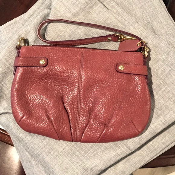 Coach wristlet - Picture 2 of 3